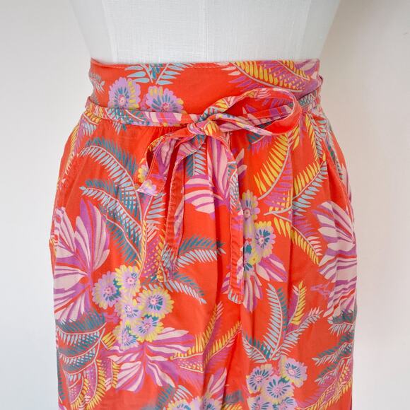 Vintage 70s Tropical Floral Wrap Skirt / Size XS 22"w / Rayon / Retro / Hawaii - Picture 5 of 7